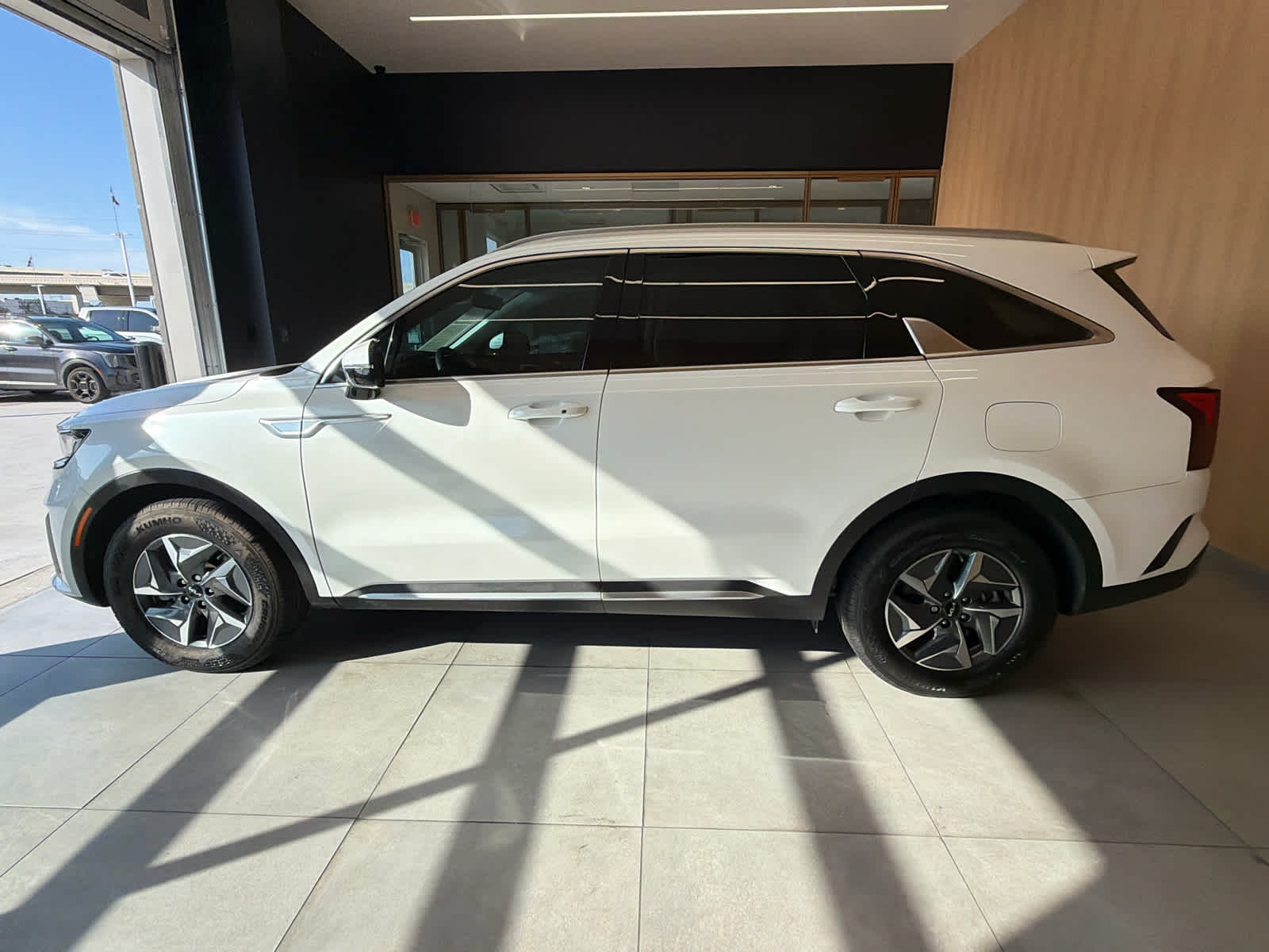2023 Kia Sorento Hybrid EX FWD