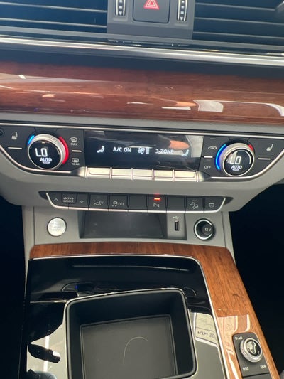 2022 Audi Q5 S line Premium Plus 55 TFSI e quattro