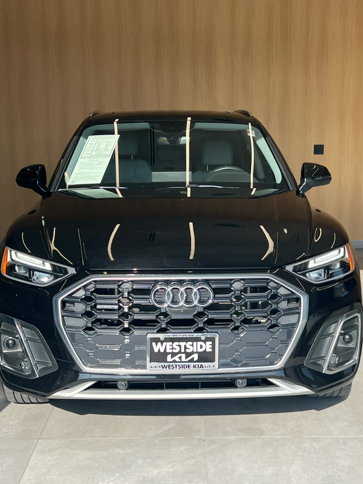 2022 Audi Q5 S line Premium Plus 55 TFSI e quattro