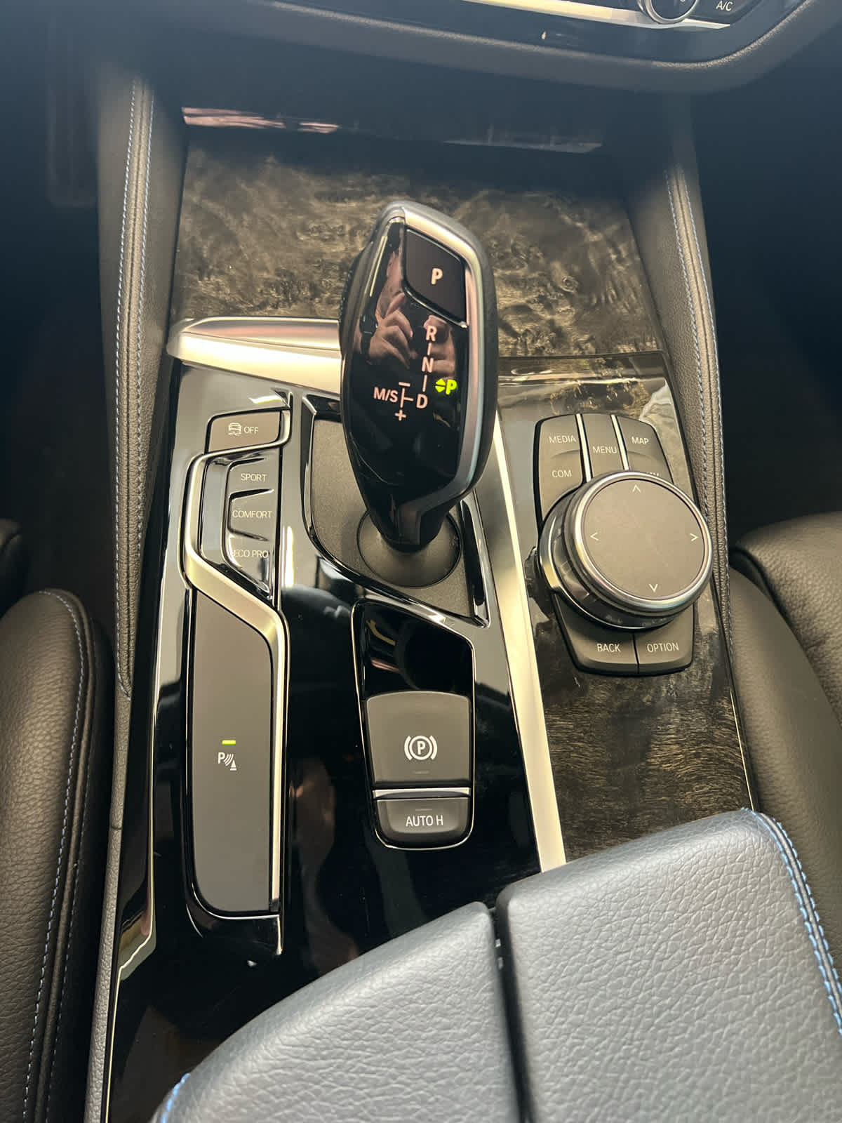 2019 BMW 5 Series 530i Sedan