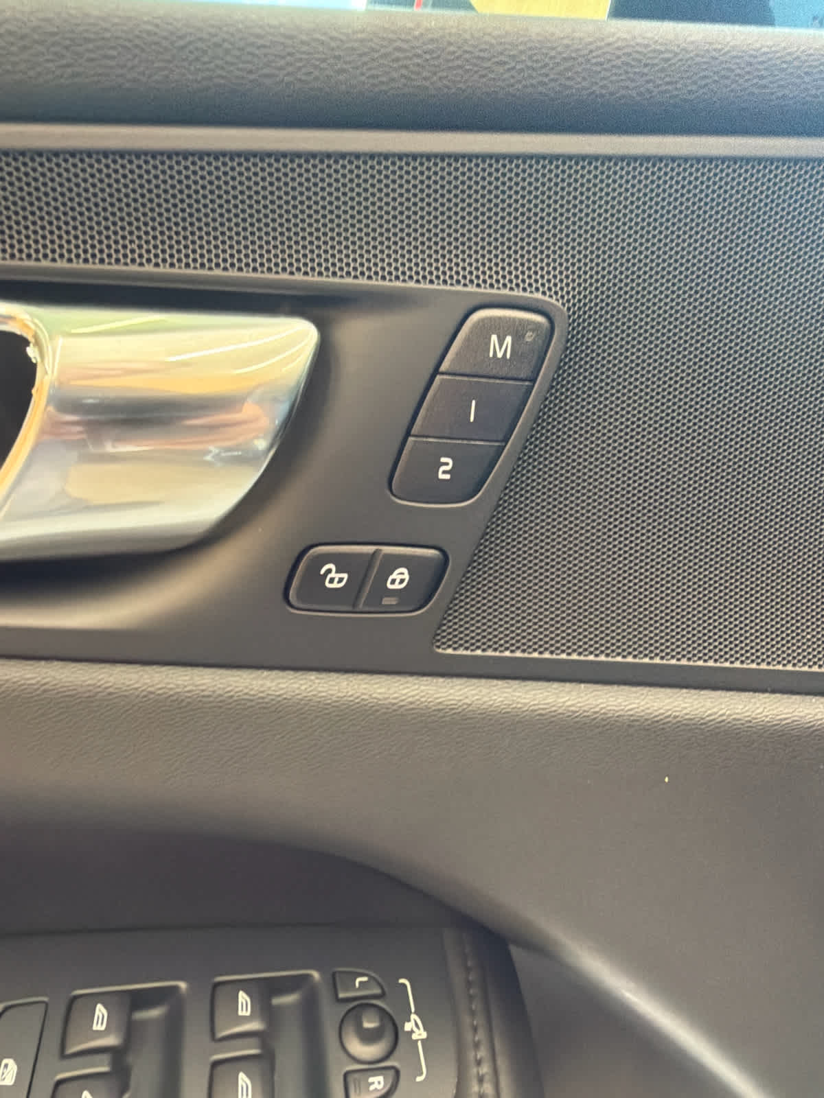 2023 Volvo XC60 B5 FWD Core