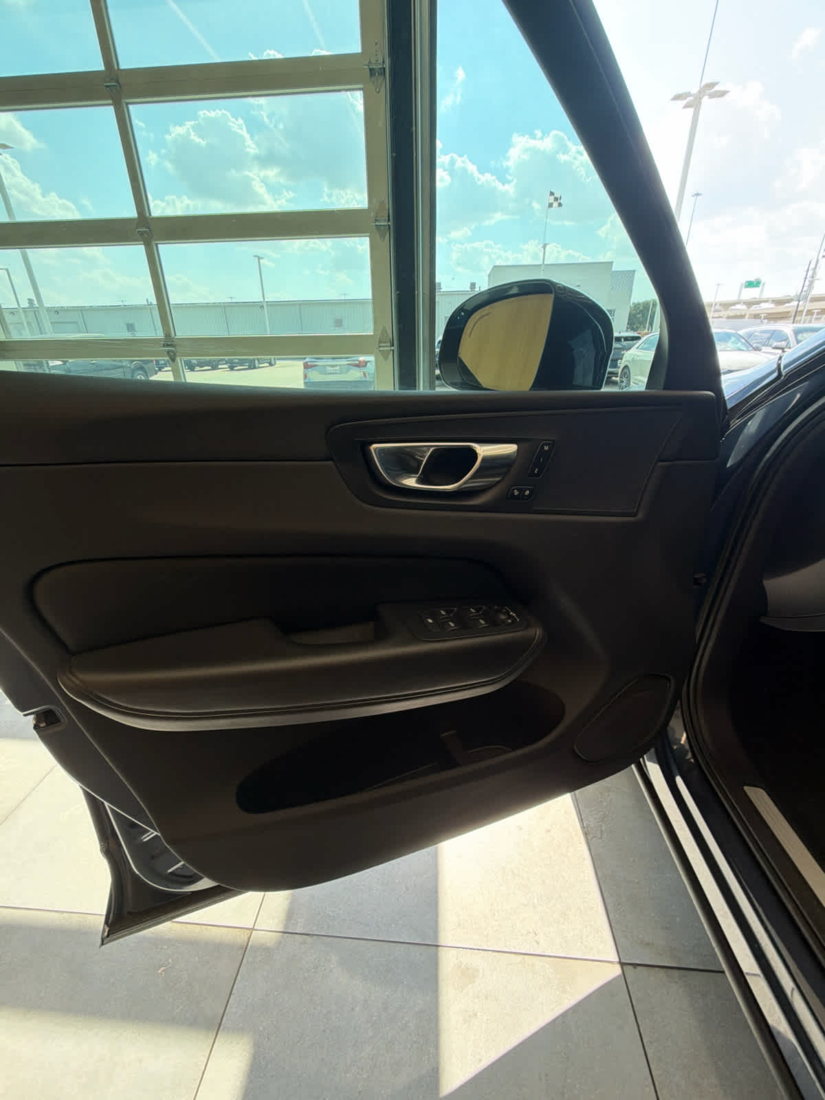 2023 Volvo XC60 B5 FWD Core