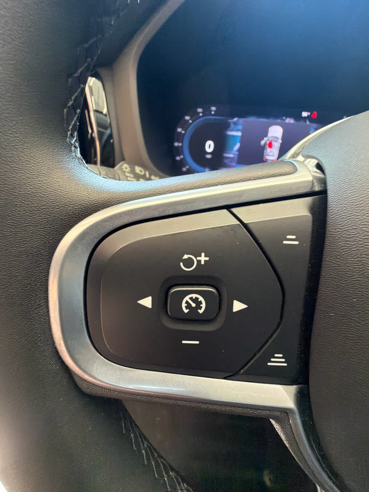2023 Volvo XC60 B5 FWD Core