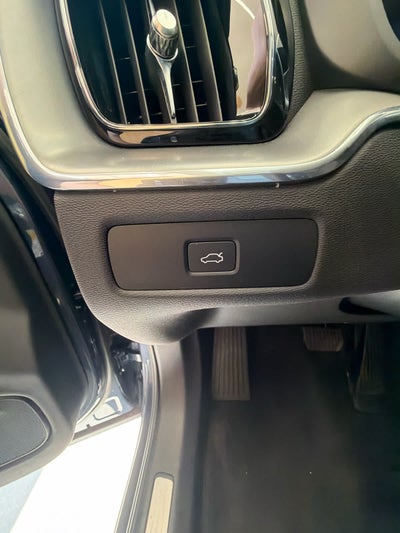 2023 Volvo XC60 B5 FWD Core