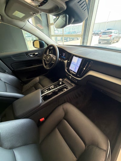 2023 Volvo XC60 B5 FWD Core